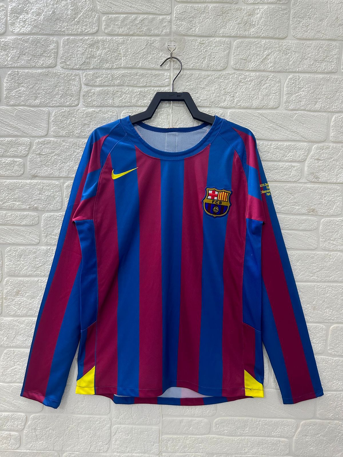FC Barcelona 2005-06 Home Jersey Full Sleeves Retro Version Blaugrana - ClubDrip India