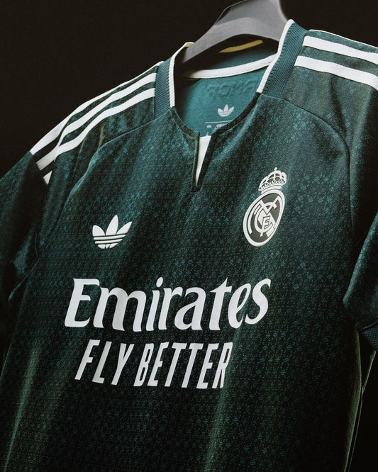 Real Madrid 2026-27 Away Jersey Player Version Aurora Ivy Dark Green - ClubDrip India
