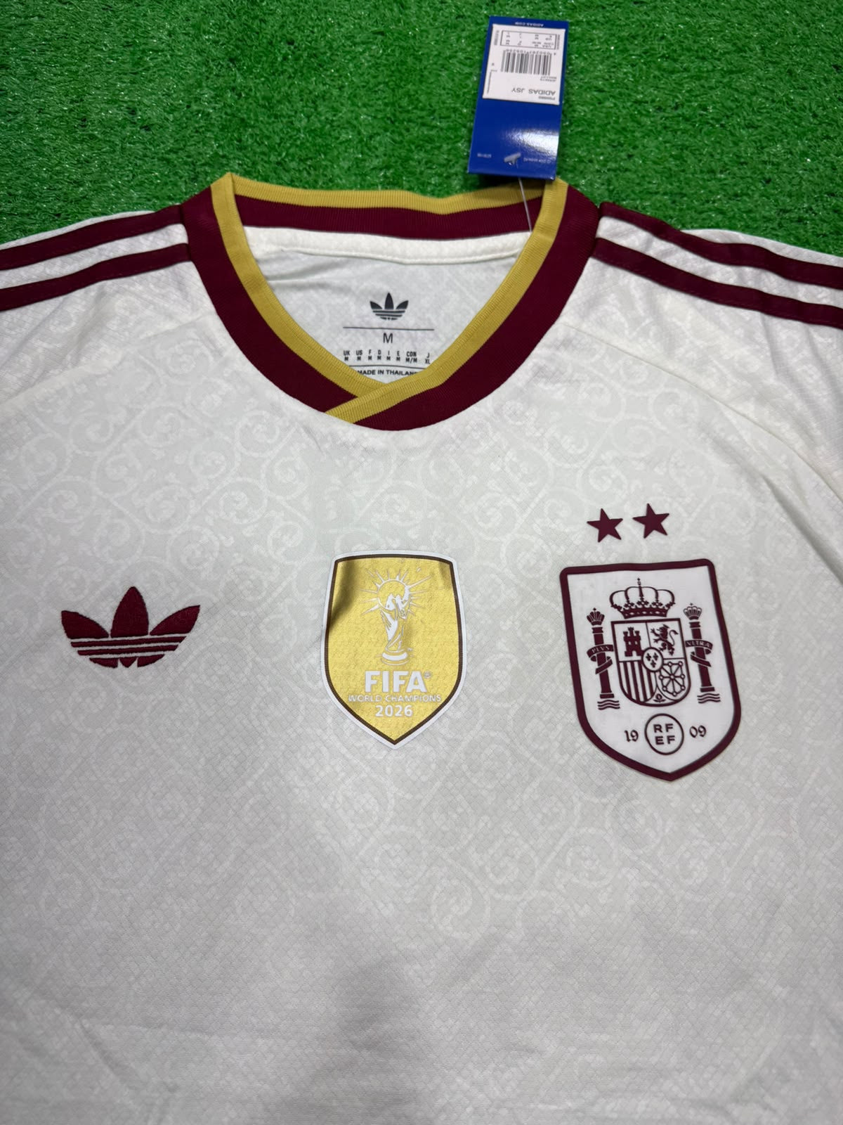 Spain away jersey set