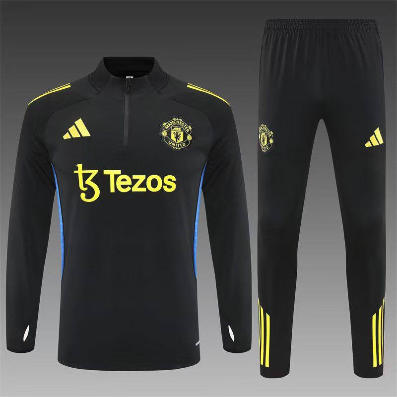 Manchester Unite Black Training suits 2025-26
